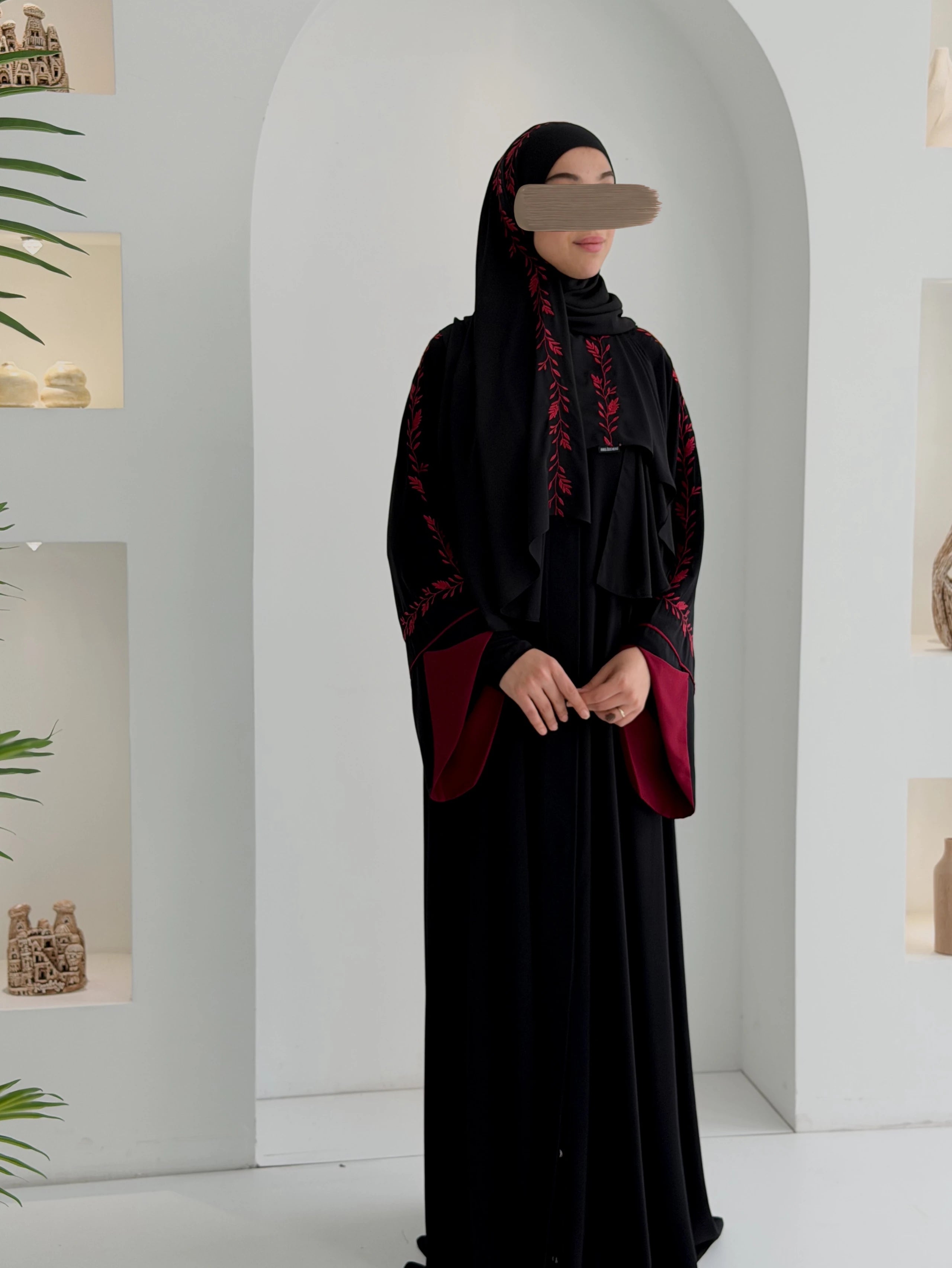 Hümeyra Ferace Bordo+ Şal