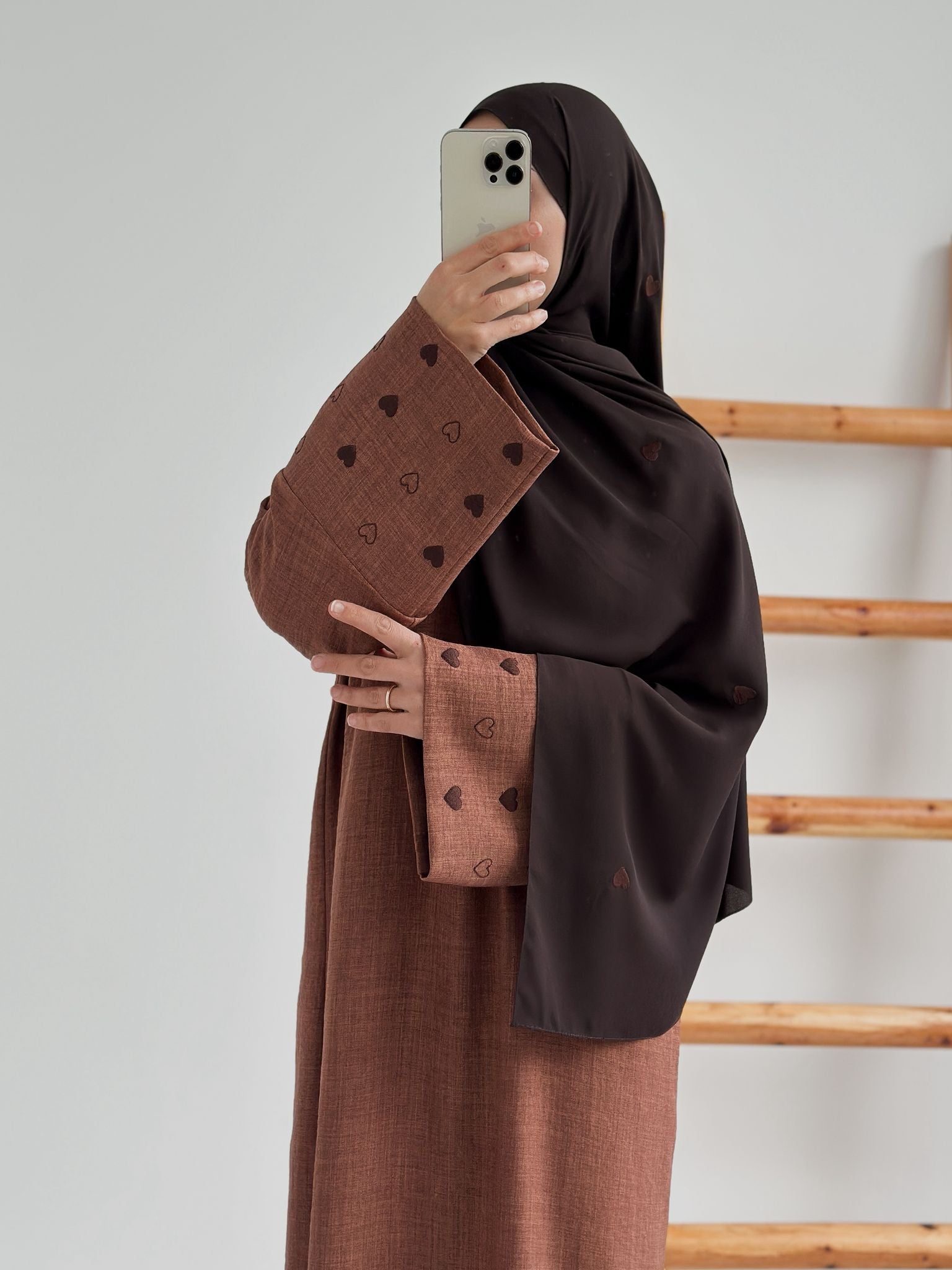 Sofya Keten Kalp Nakışlı Elbise Şalsız(Kahverengi +Acı Kahve)