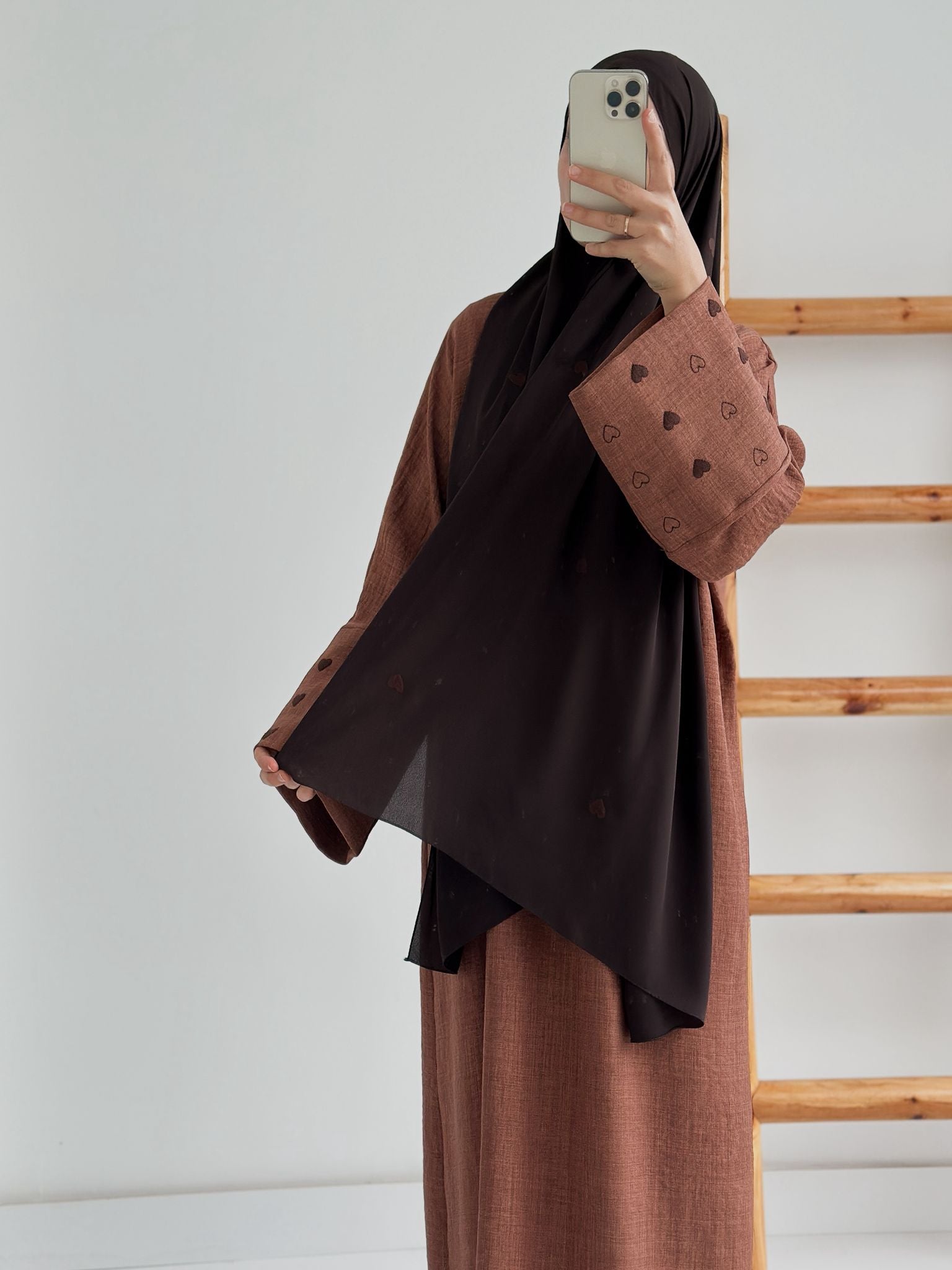 Sofya Keten Kalp Nakışlı Elbise Şalsız(Kahverengi +Acı Kahve)