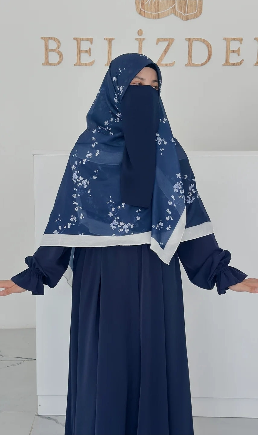 140x140 Eşarp Lacivert Çiçek