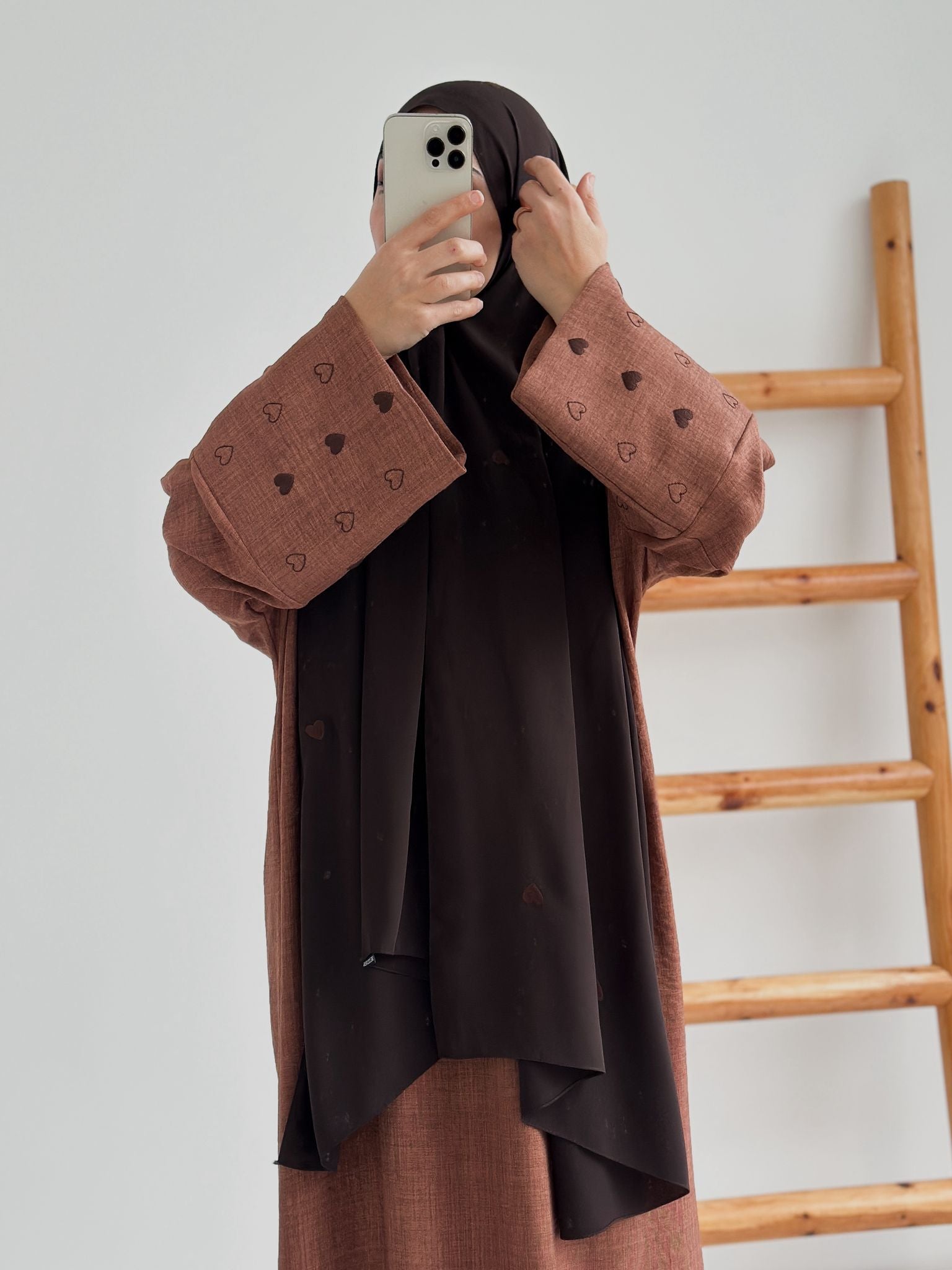 Sofya Keten Kalp Nakışlı Elbise Şalsız(Kahverengi +Acı Kahve)