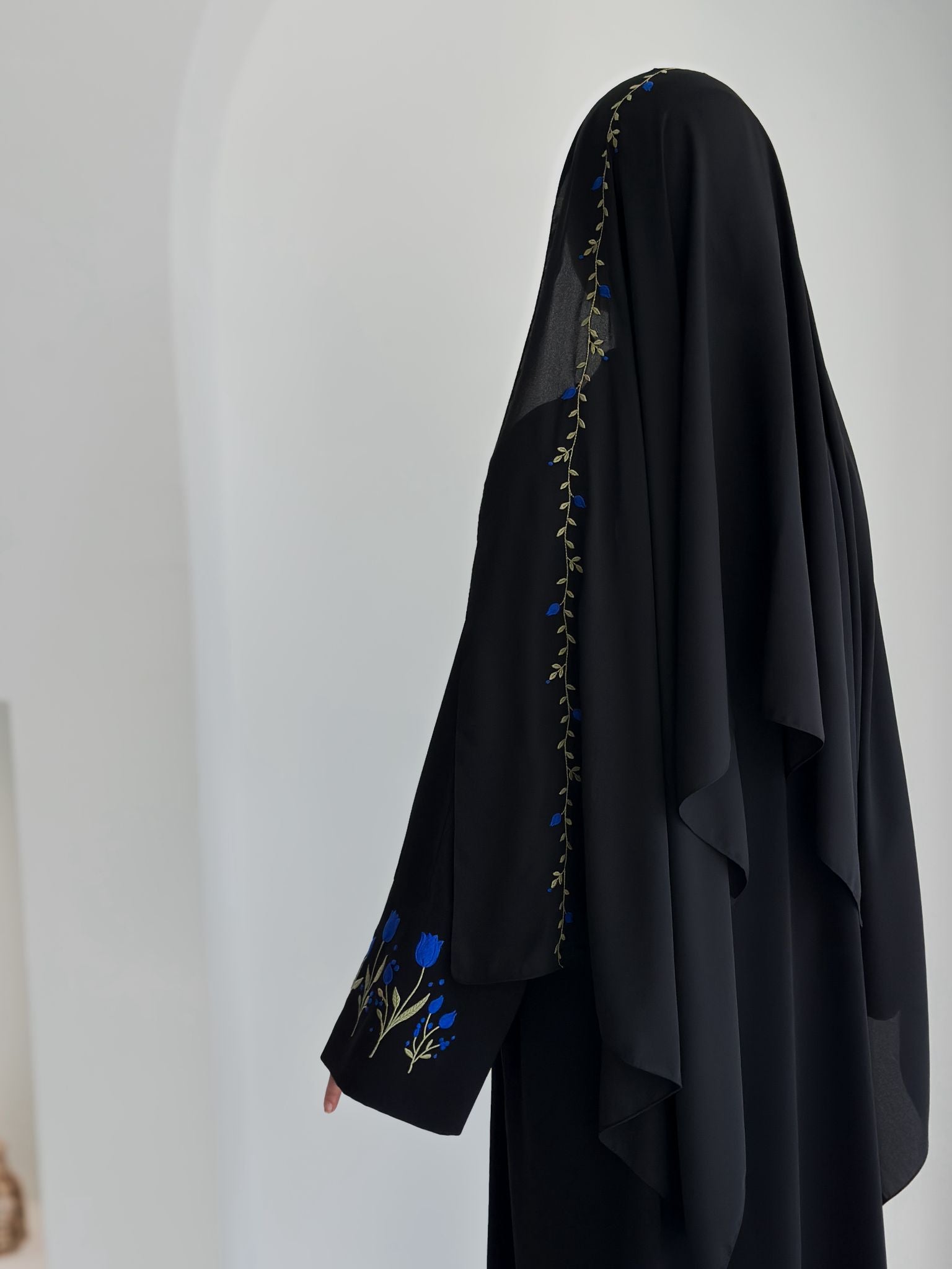 Lale Nakışlı Abaya +Şal Saks Mavisi