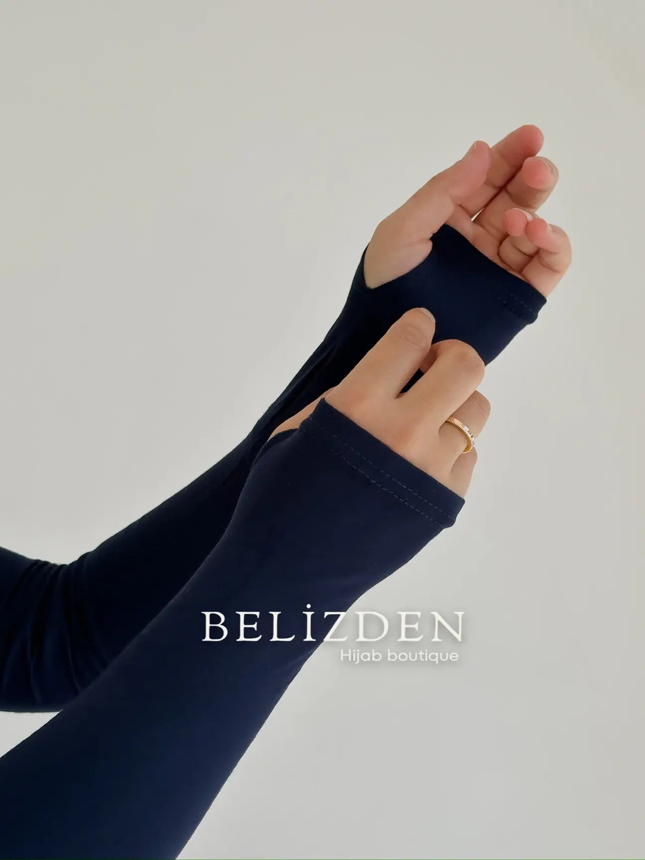 Kolluk Parmaklı Lacivert