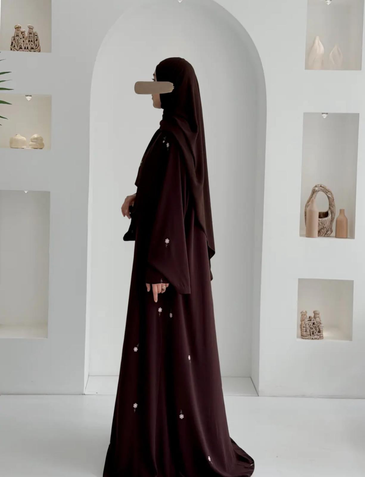 Gülce Nakışlı Abaya+Şal- Acı Kahve Lale ÖN SİPARİŞ ÜRÜNÜMÜZDÜR