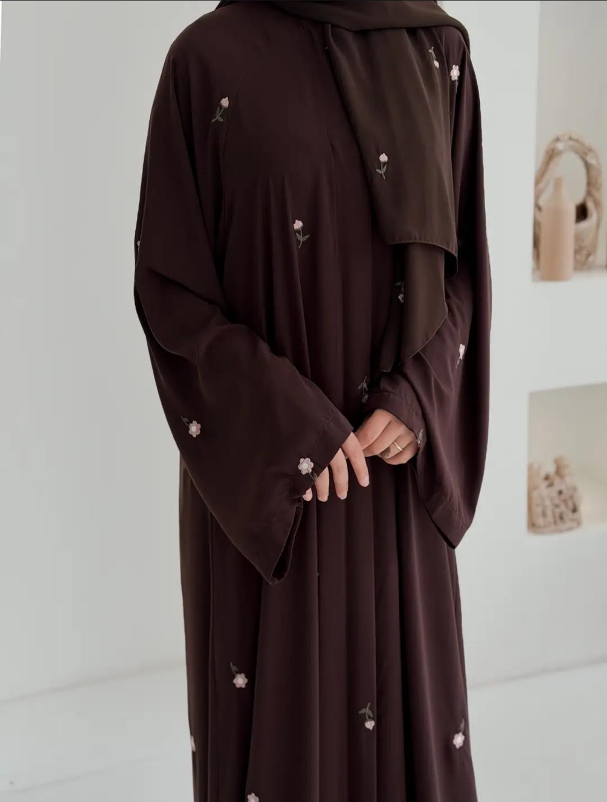 Gülce Nakışlı Abaya+Şal- Acı Kahve Lale ÖN SİPARİŞ ÜRÜNÜMÜZDÜR