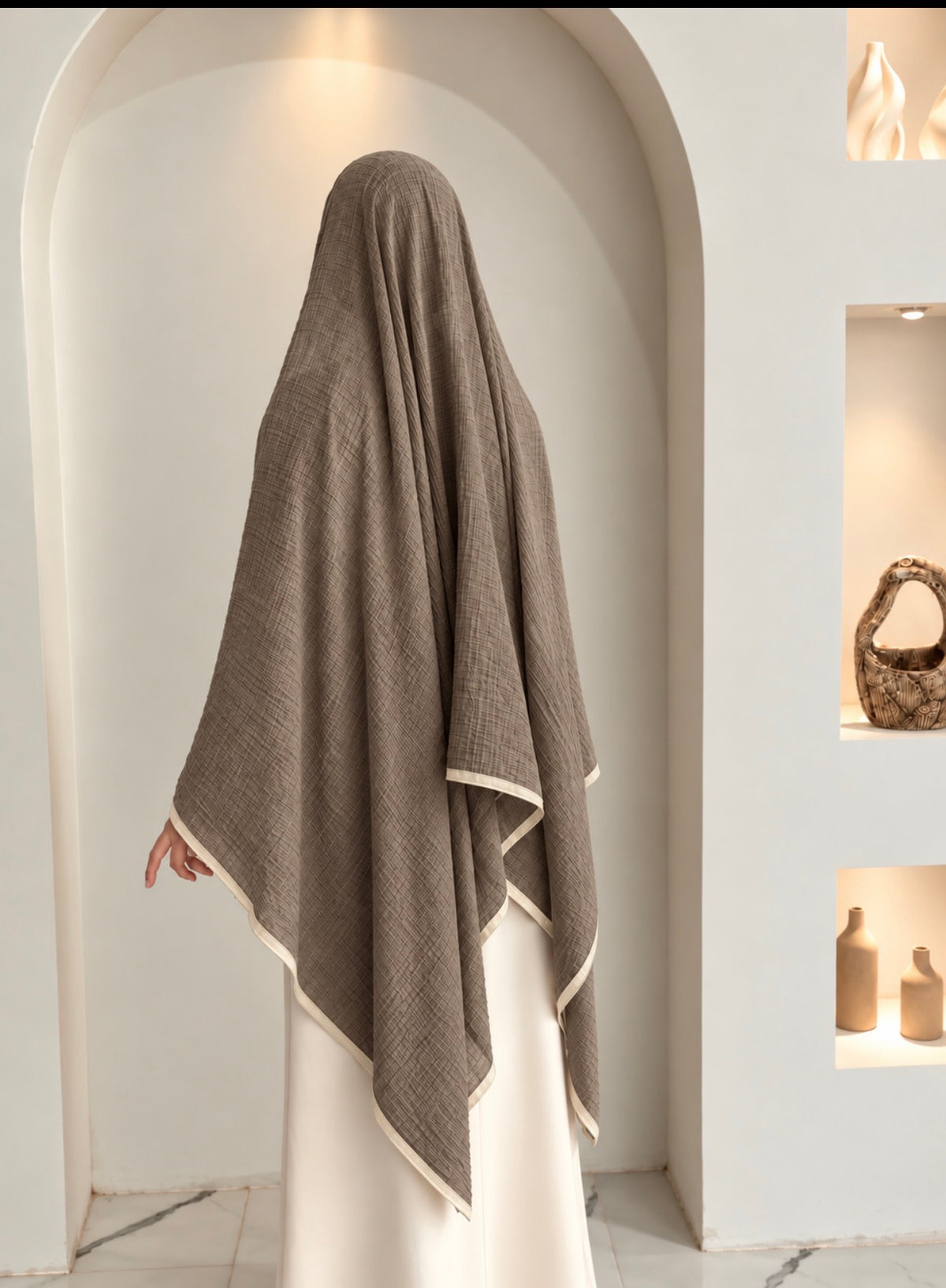 Muslin Kahverengi Gri Aralıklı +Krem Biyeli