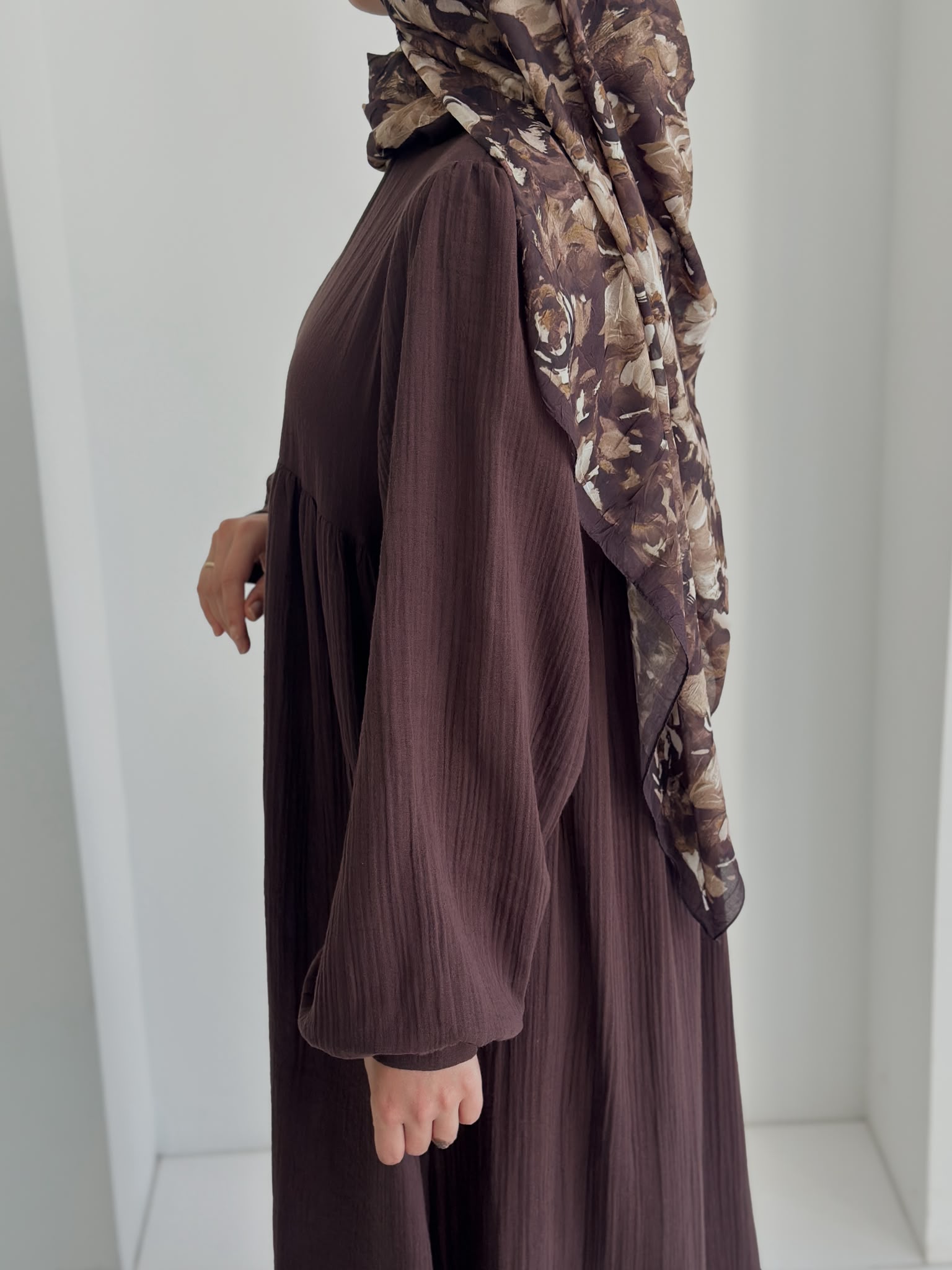 Muslin Farah Kahverengi+Şal ÖN SİPARİŞ ÜRÜNÜMÜZDÜR