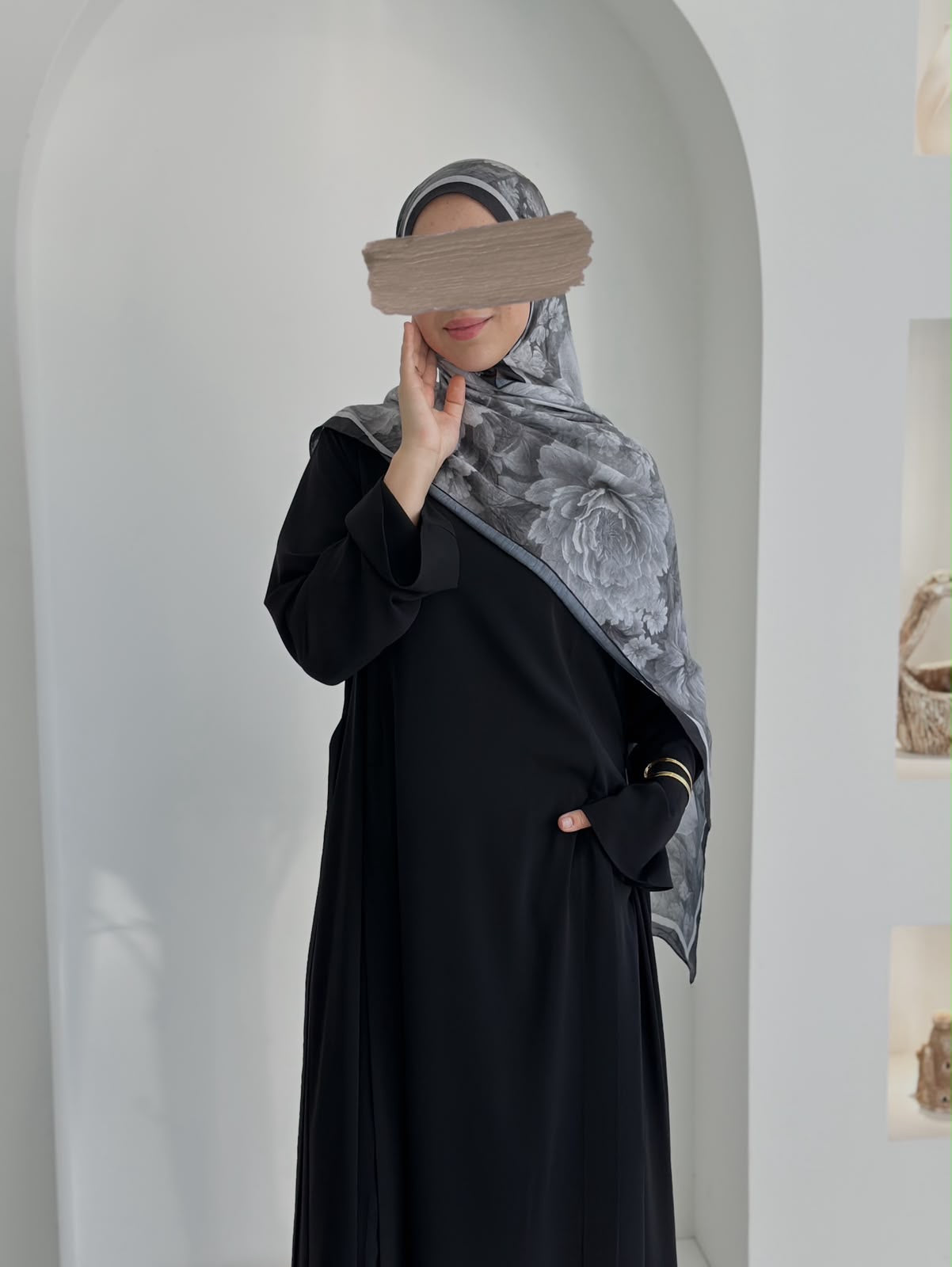 Yeni Model Pantolonlu Takım Siyah Şalsız