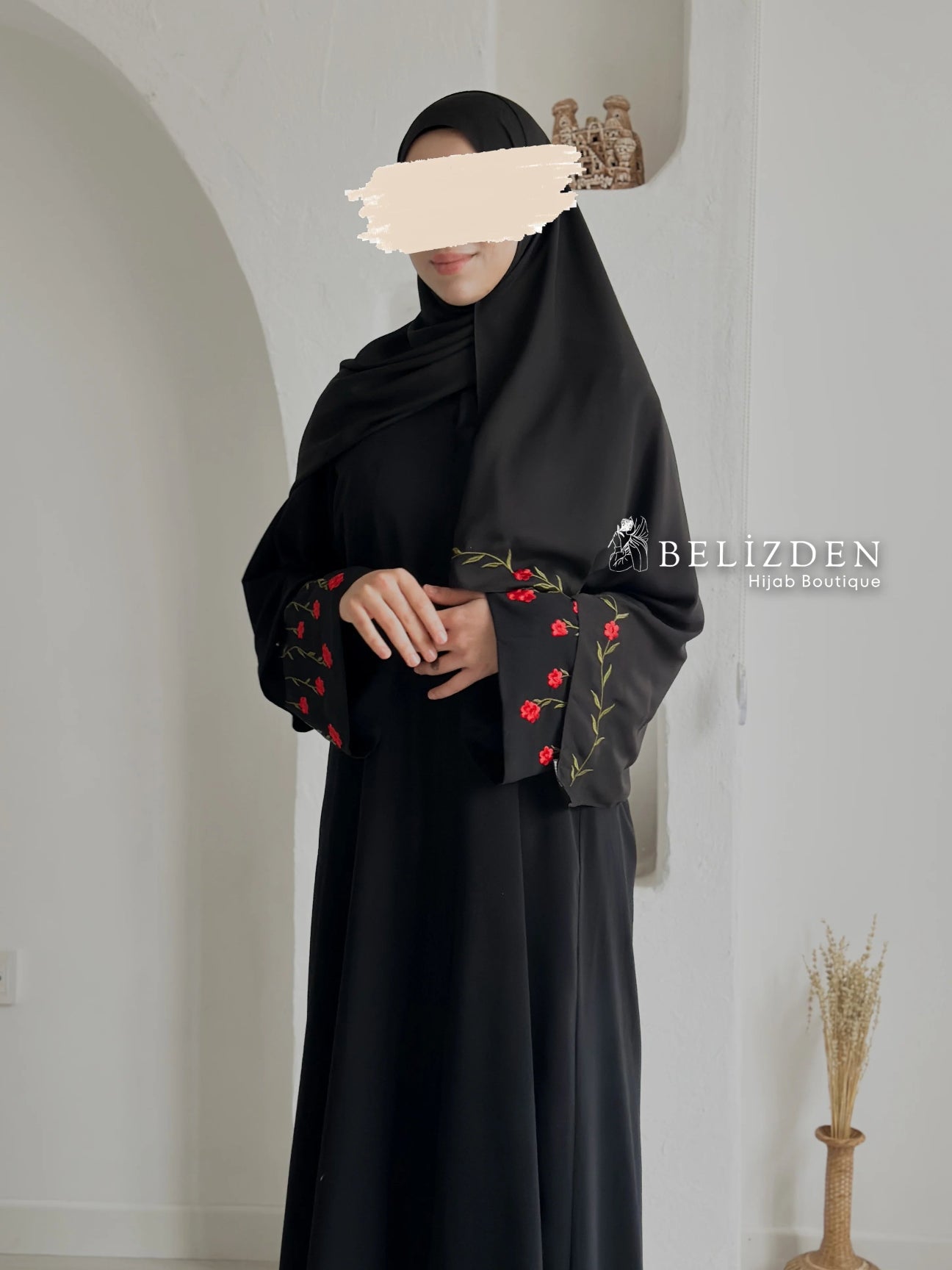 Alina Ferace Kırmızı Gül