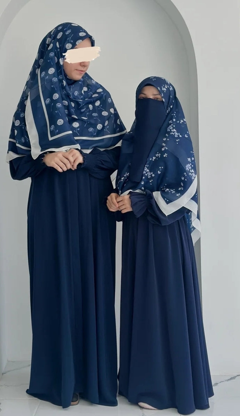 140×140 Çiçek Desenli Eşarp Lacivert