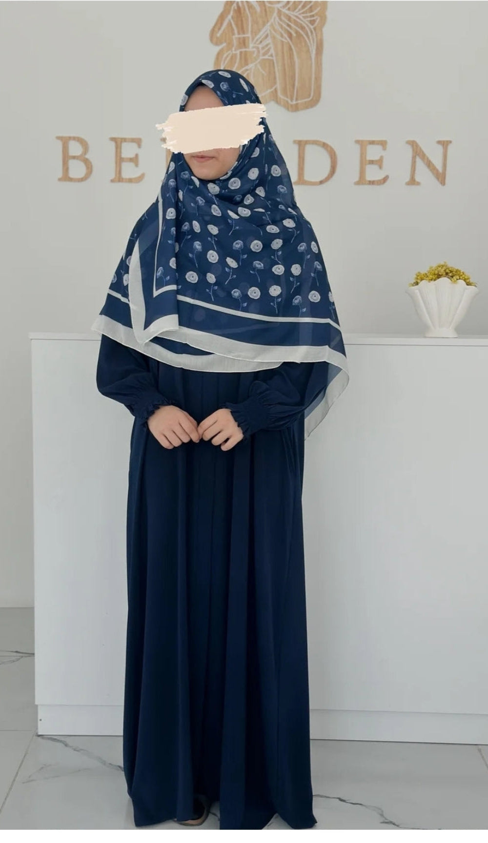 140×140 Çiçek Desenli Eşarp Lacivert