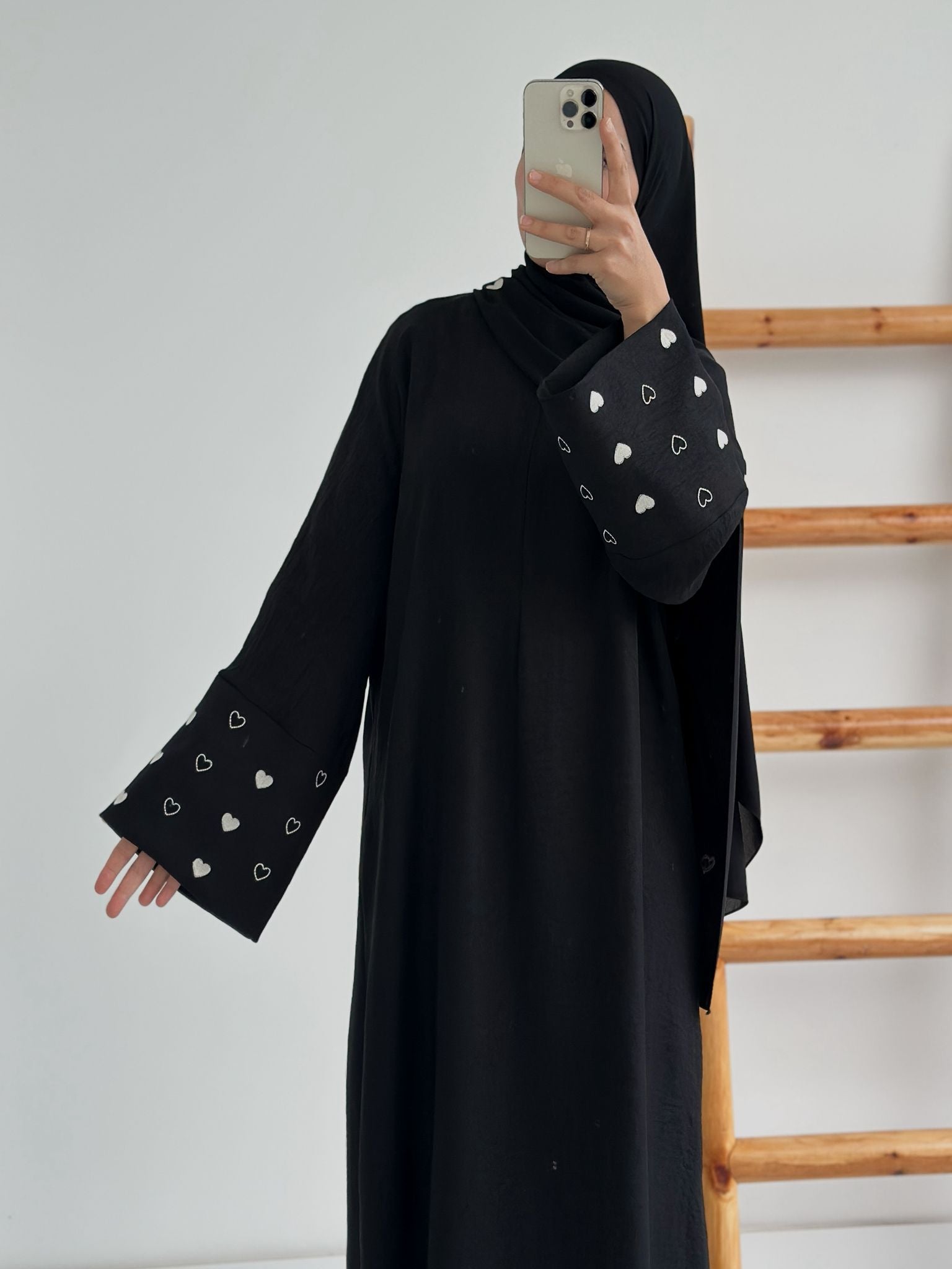 Sofya Keten Kalp Nakışlı Elbise(Siyah+Beyaz)