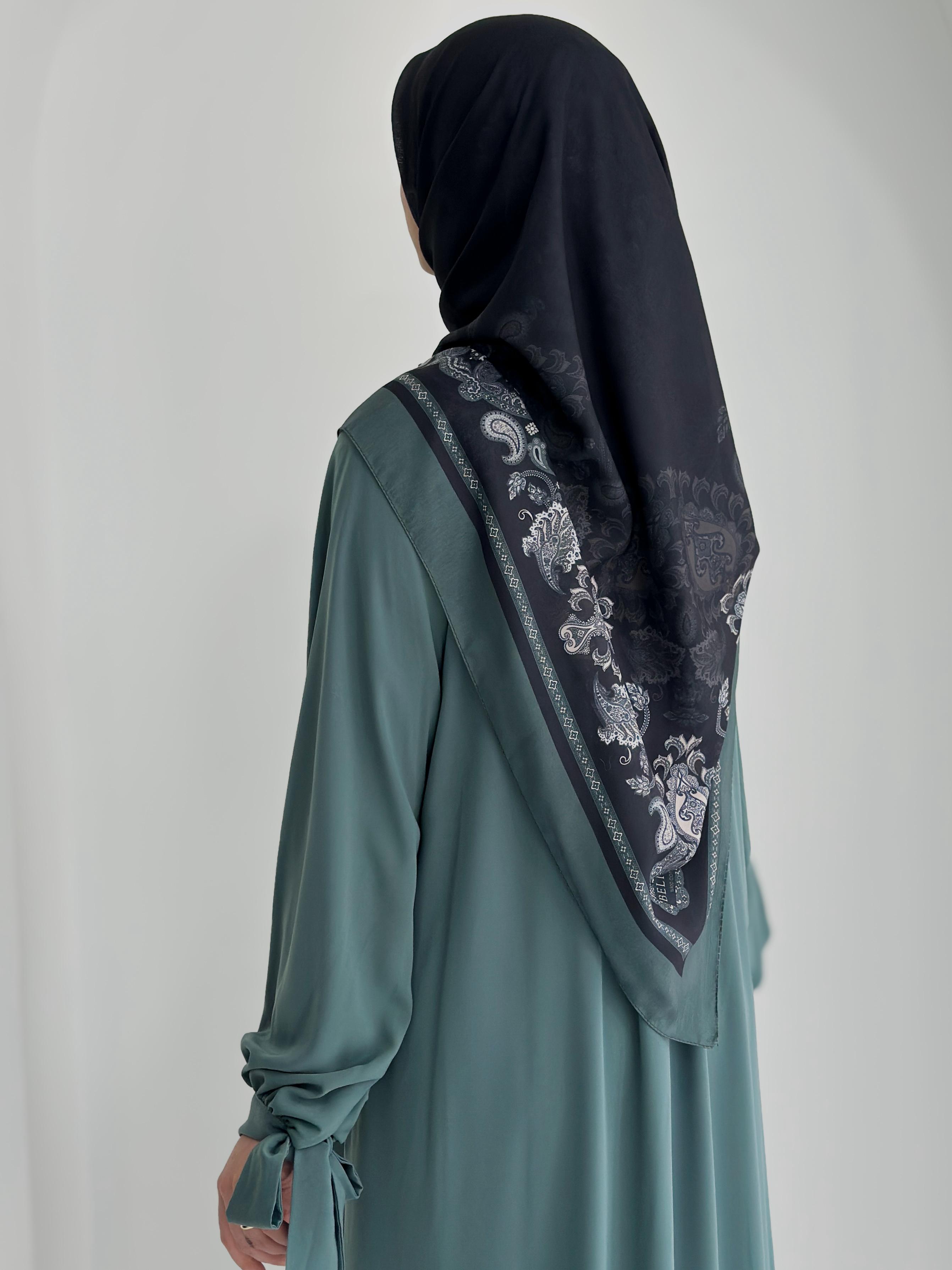 Etnik Desen Organik Eşarp Siyah ÖN SİPARİŞ ÜRÜNÜMÜZDÜR