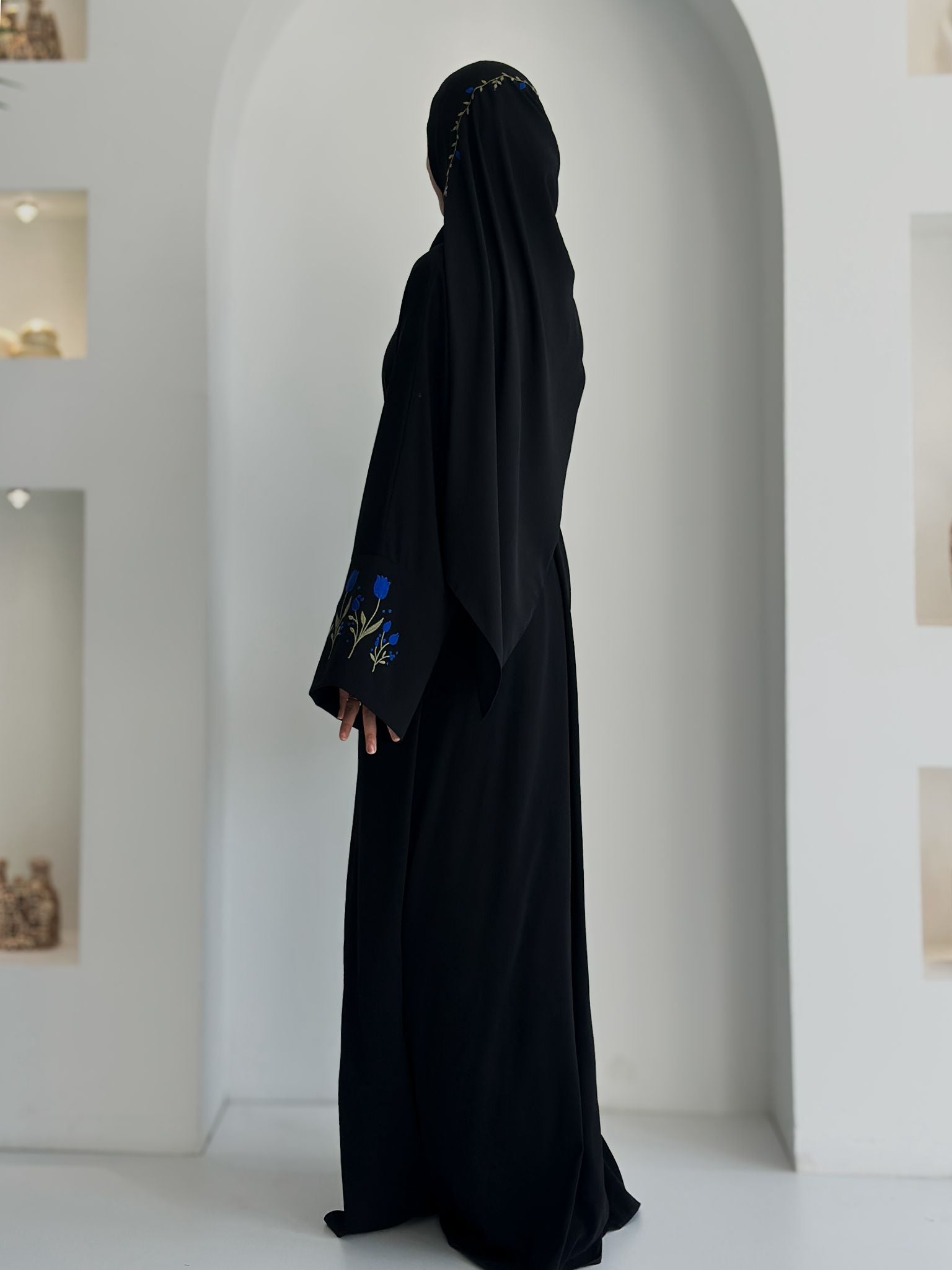 Lale Nakışlı Abaya +Şal Saks Mavisi ÖN SİPARİŞ ÜRÜNÜMÜZDÜR