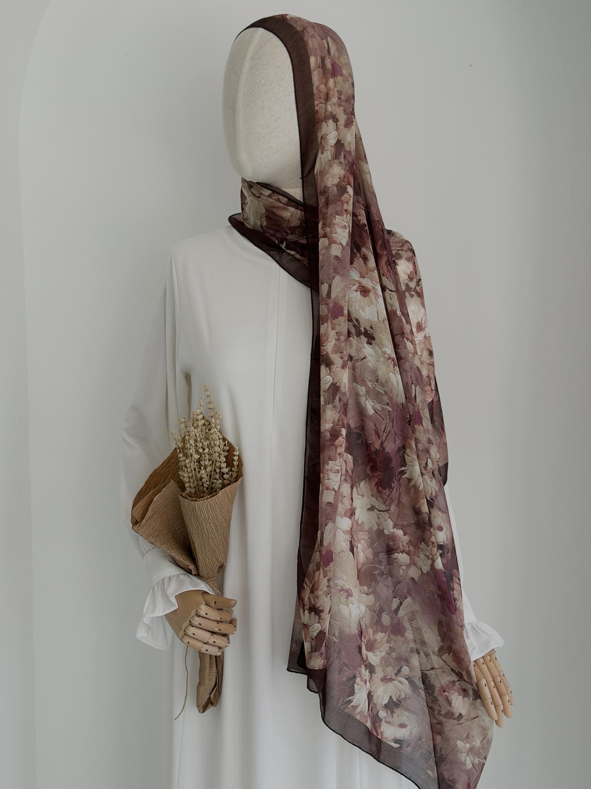 Desenli Gül Motif Koyu Bordo