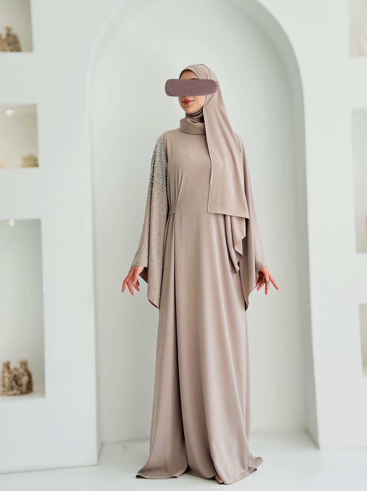 Beliz Taşlı Abaya Taş  Ürün boyu 150cm