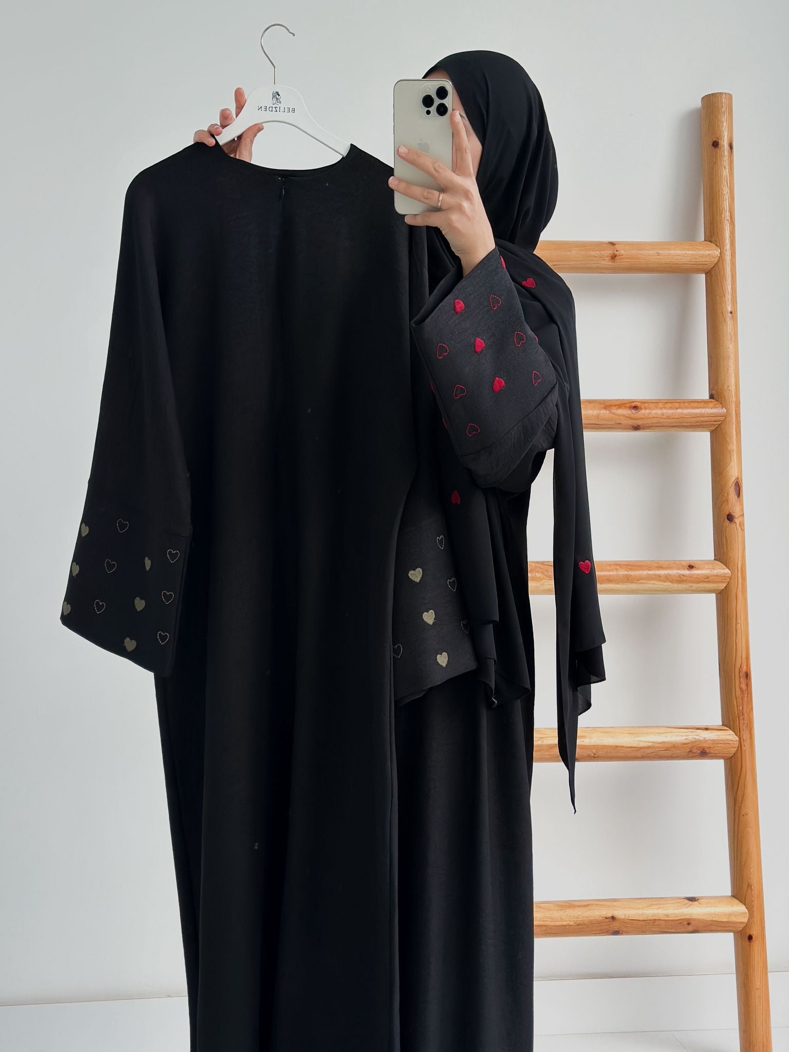 Sofya Keten Kalp Nakışlı Elbise (Siyah+Haki)