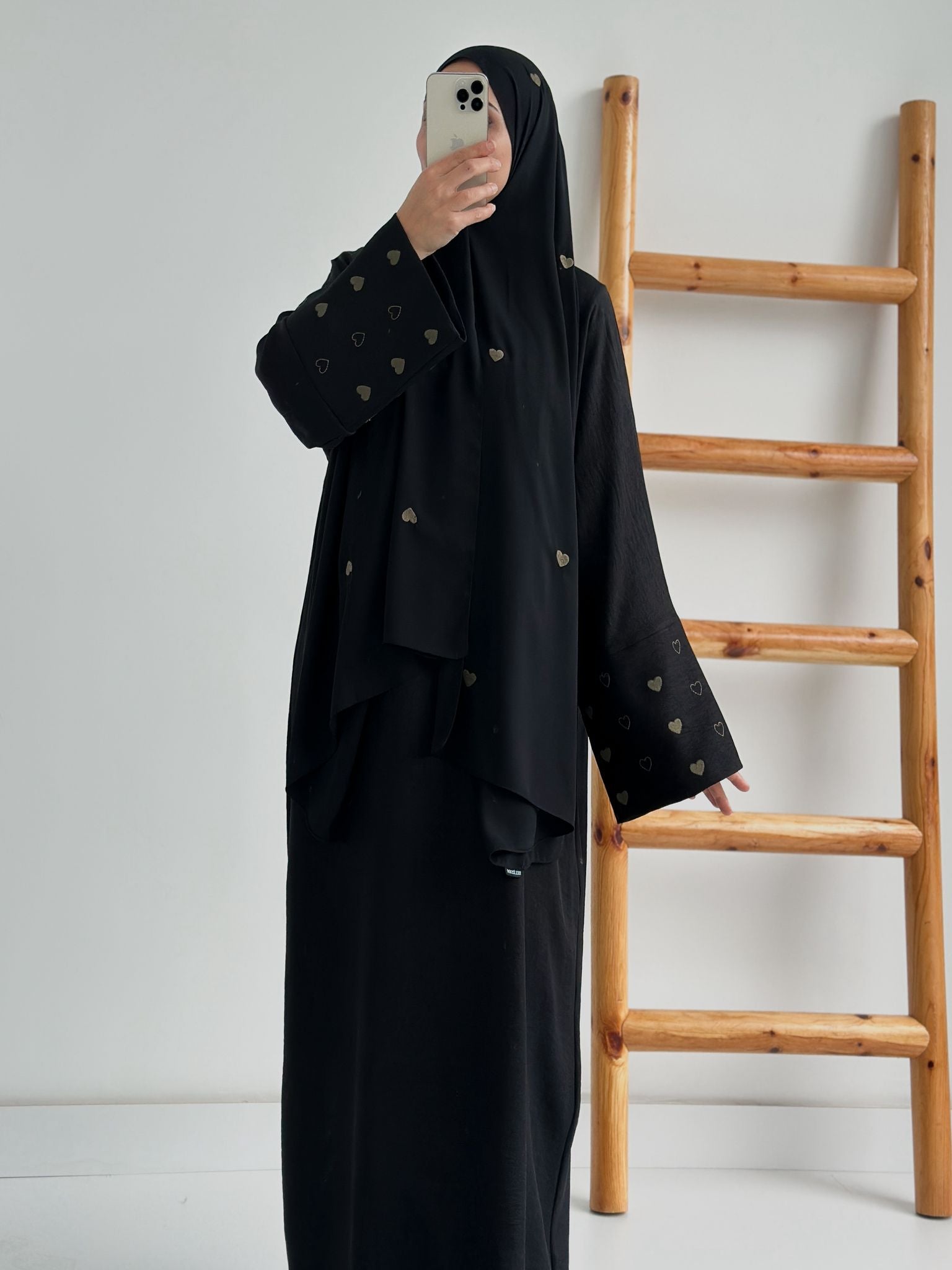 Sofya Keten Kalp Nakışlı Elbise (Siyah+Haki)