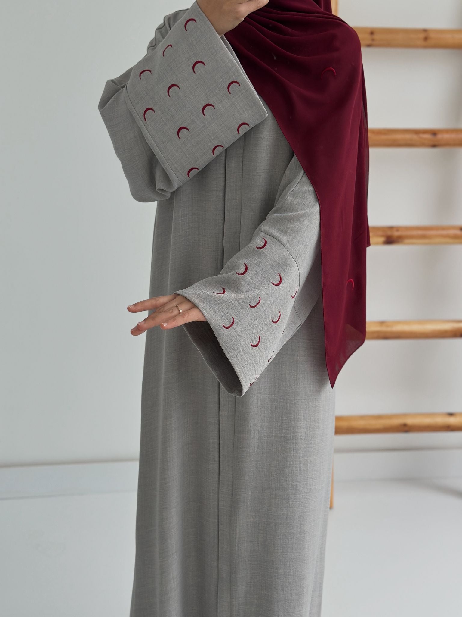 Sofya Keten Hilal Abaya (Gri+Bordo)