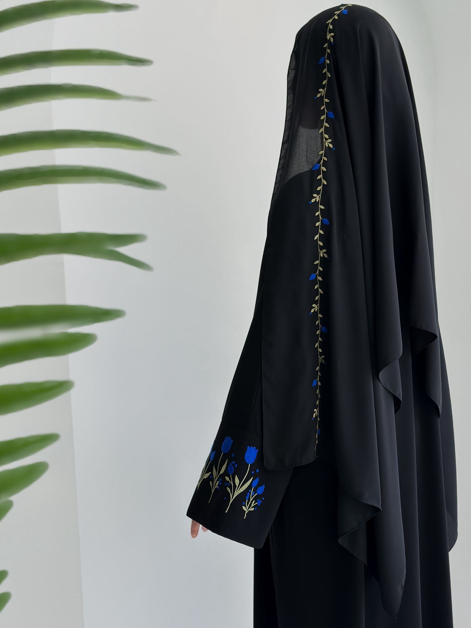 Lale Nakışlı Abaya +Şal Saks Mavisi ÖN SİPARİŞ ÜRÜNÜMÜZDÜR