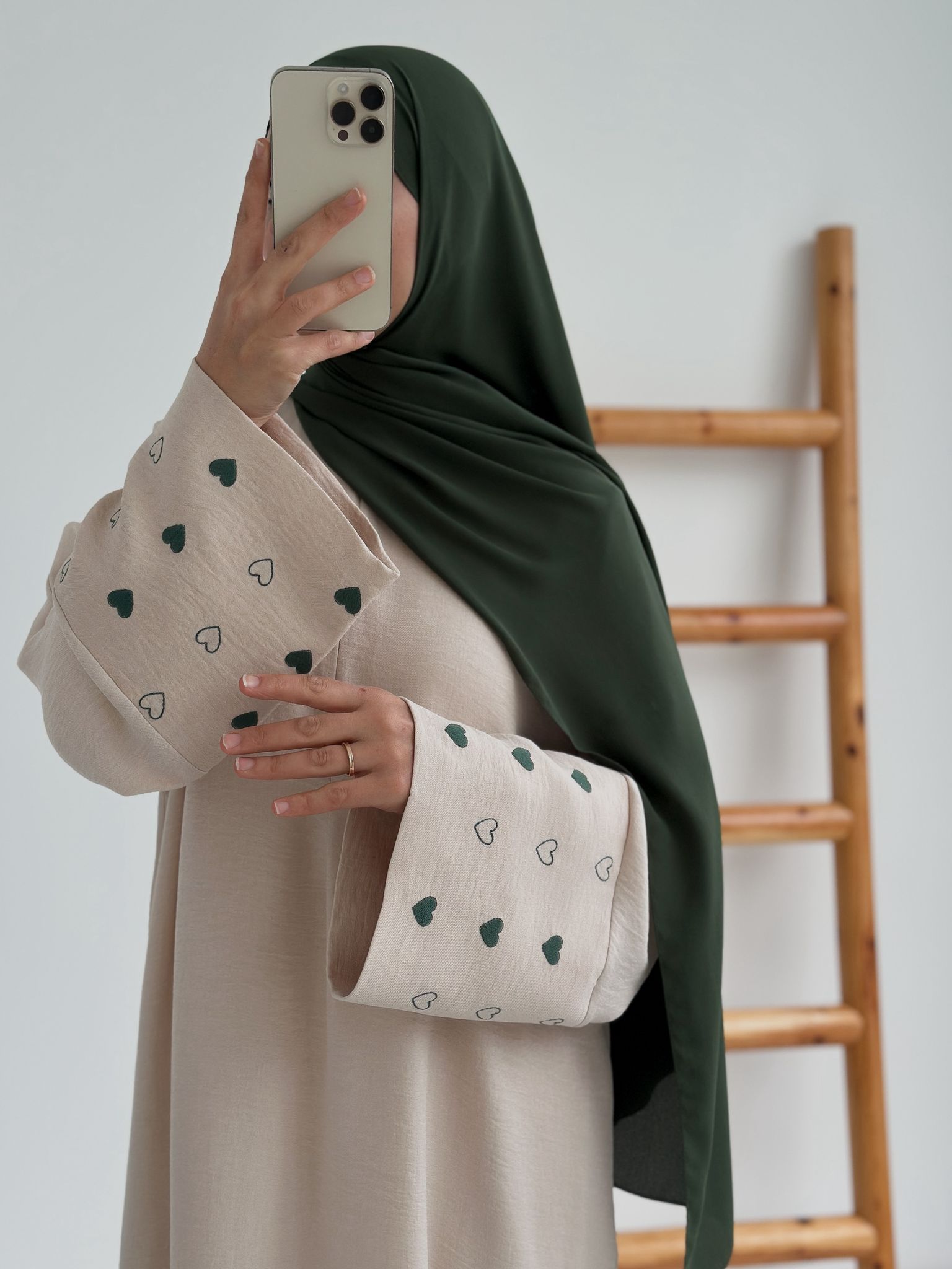 Sofya Keten Kalp Nakışlı (Krem+Haki)