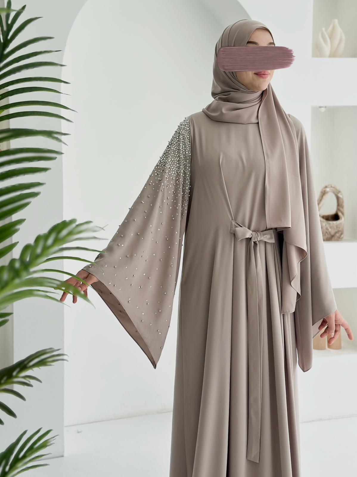 Beliz Taşlı Abaya Taş  Ürün boyu 150cm
