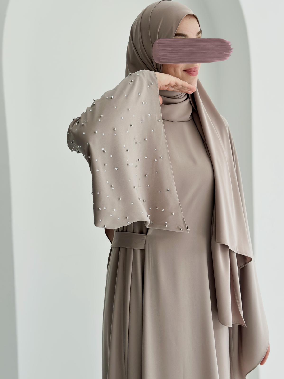 Beliz Taşlı Abaya Taş  Ürün boyu 150cm