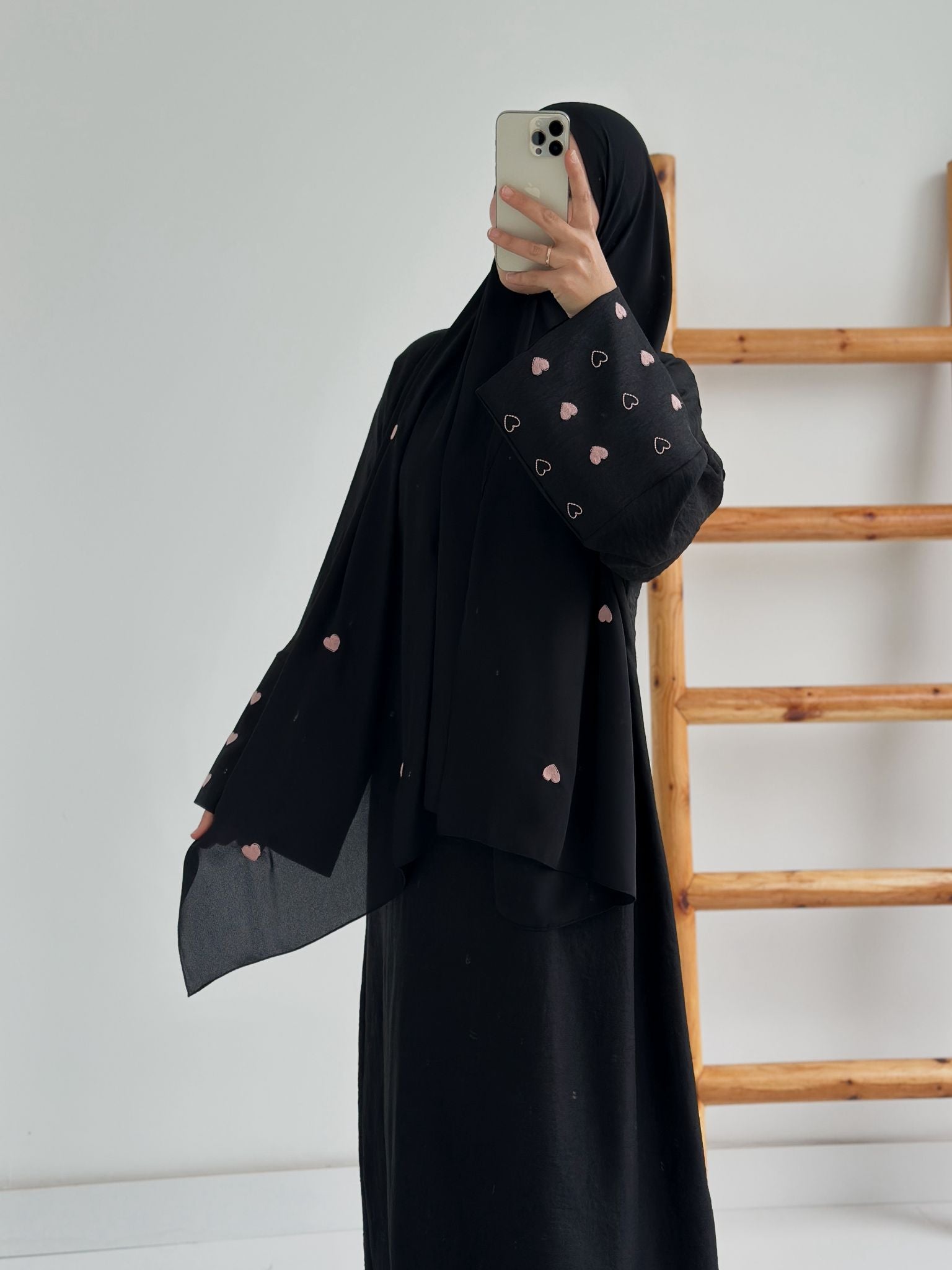 Sofya Keten Kalp Nakışlı Elbise (Siyah +Pudra)