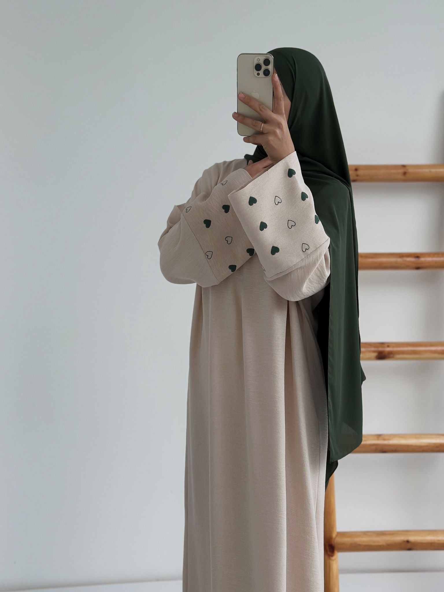 Sofya Keten Kalp Nakışlı (Krem+Haki)