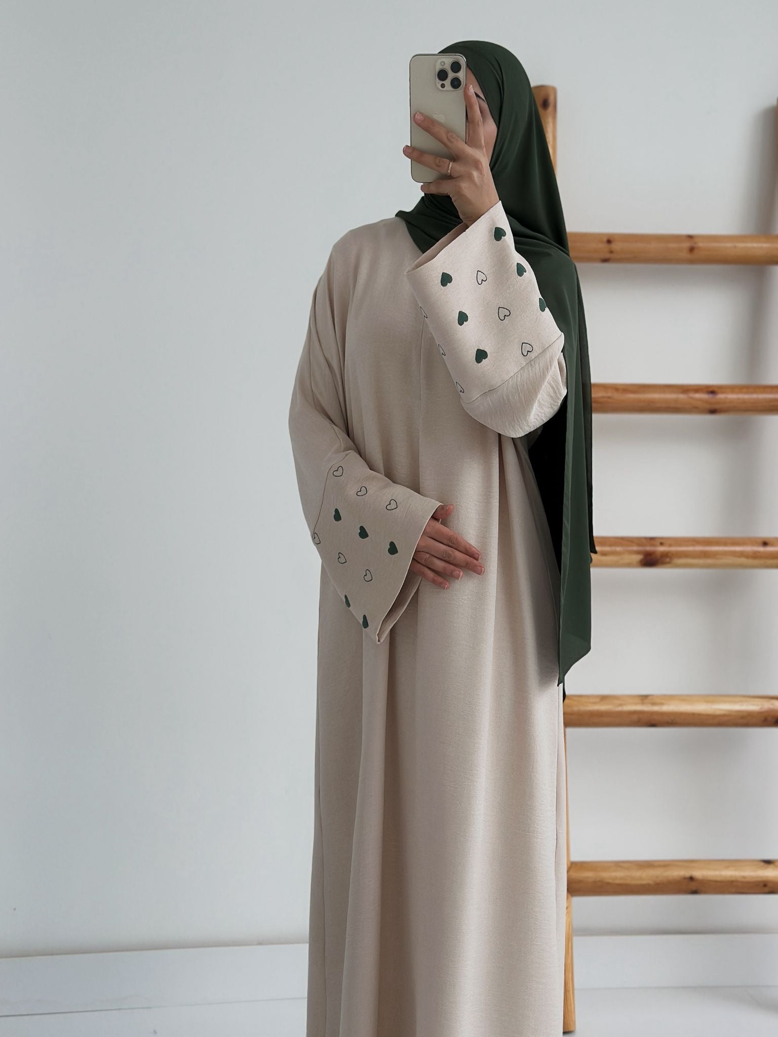 Sofya Keten Kalp Nakışlı (Krem+Haki)