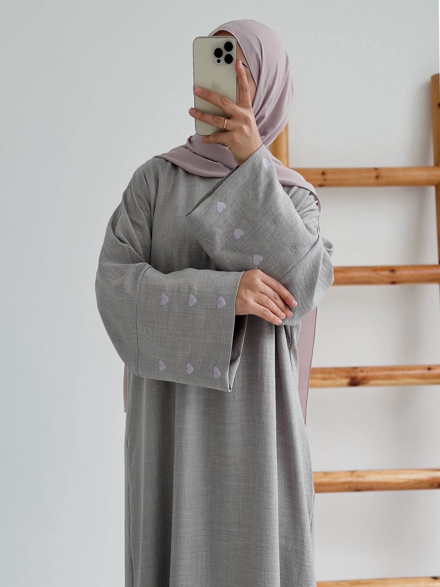 Sofya Keten Kalp Nakışlı Elbise Şalsız (Gri+Lila)
