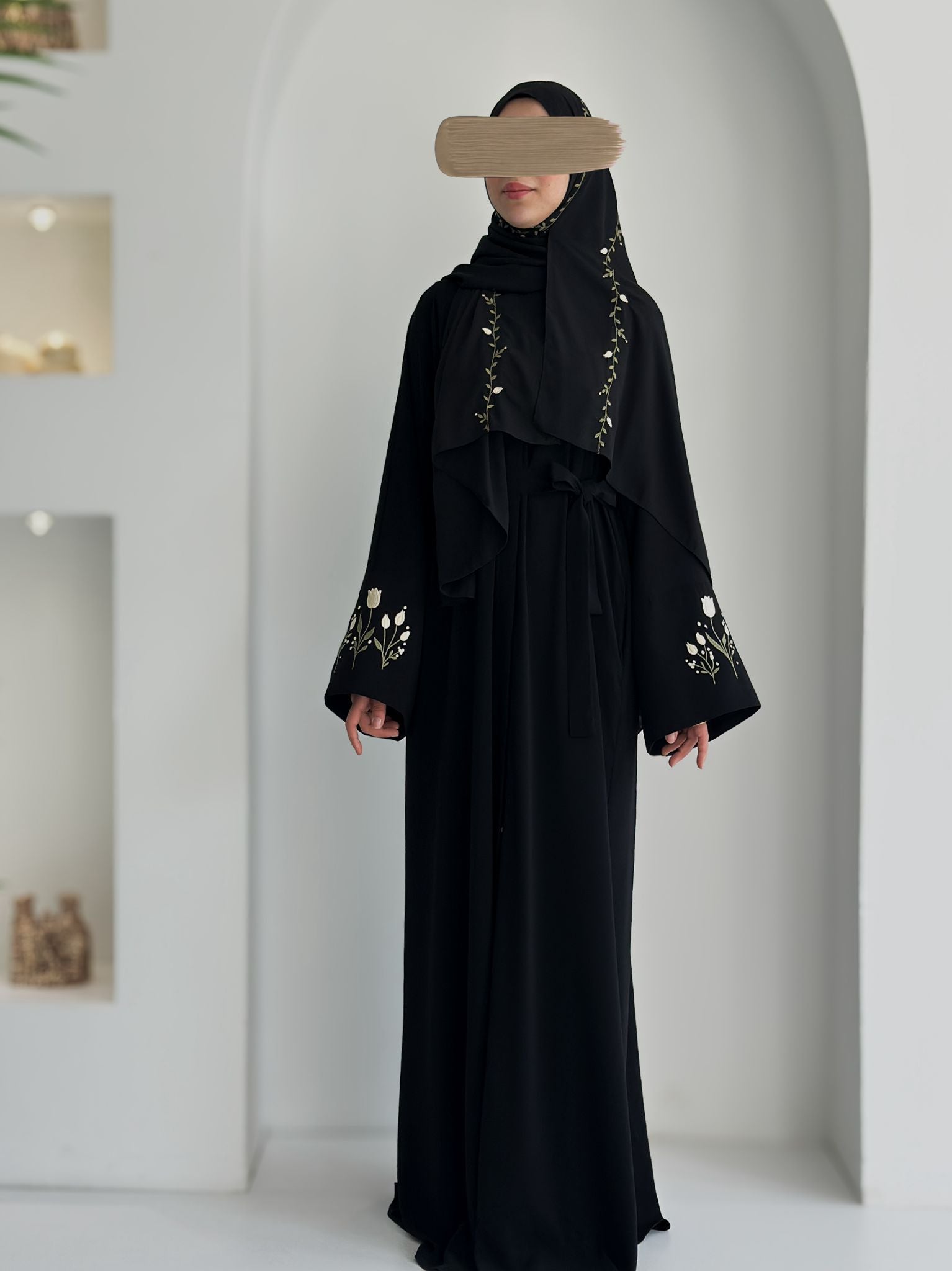 Lale Nakışlı Abaya +Şal Bej ÖN SİPARİŞ ÜRÜNÜMÜZDÜR