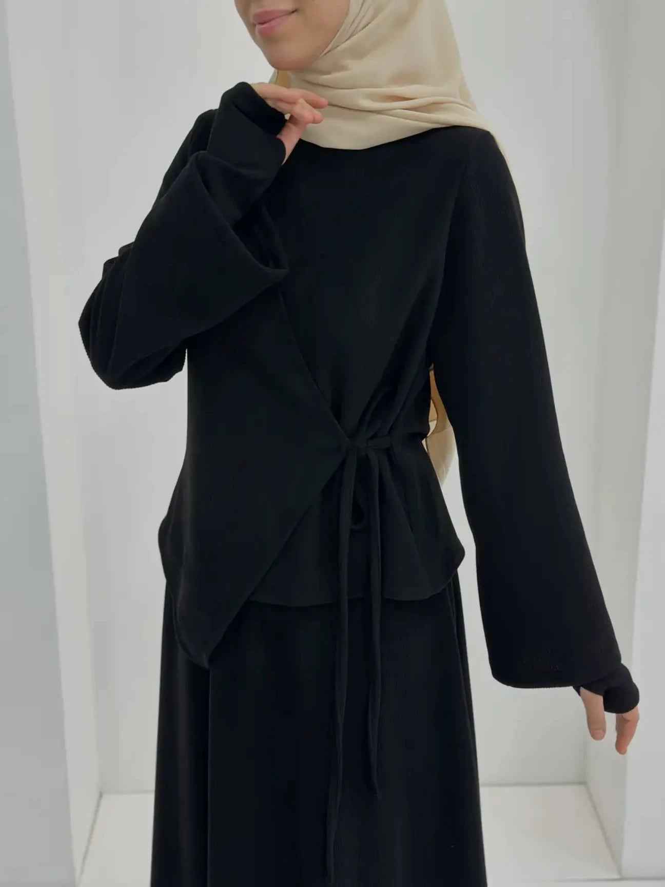 Roza Etekli Takım Siyah