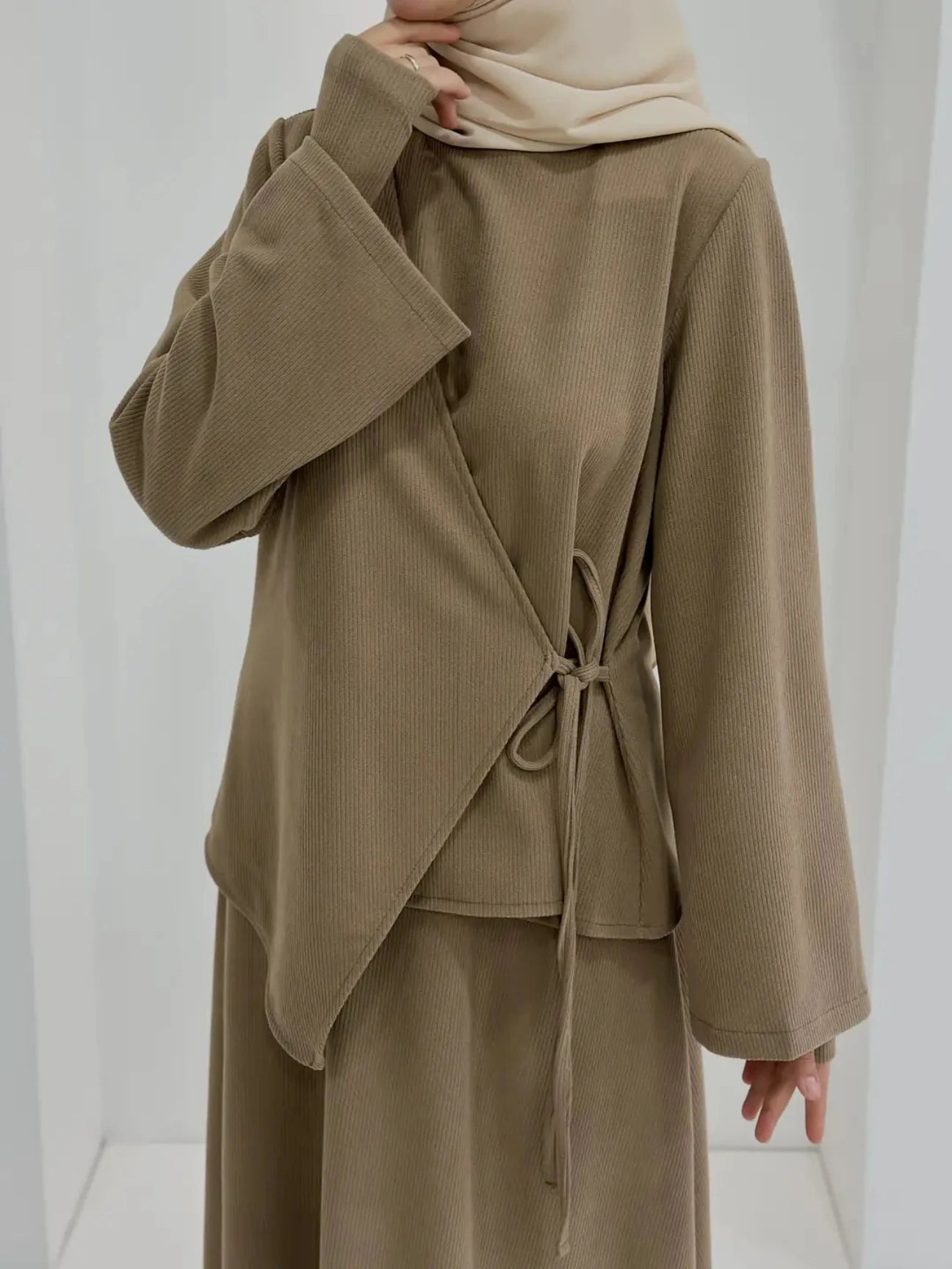 Roza Etekli Takım Vizon